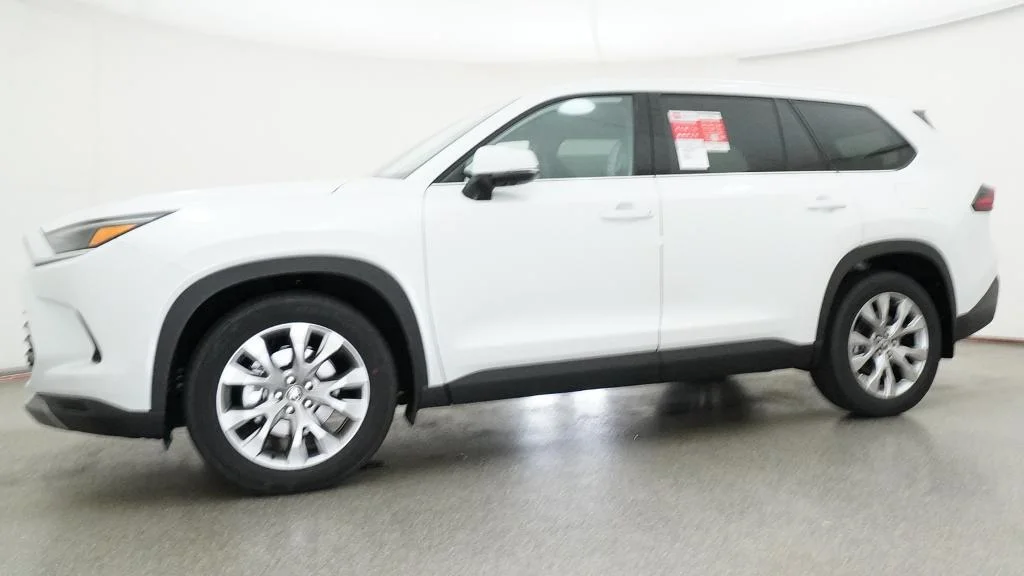 New 2026 Wind Chill Pearl Toyota Limited image 4
