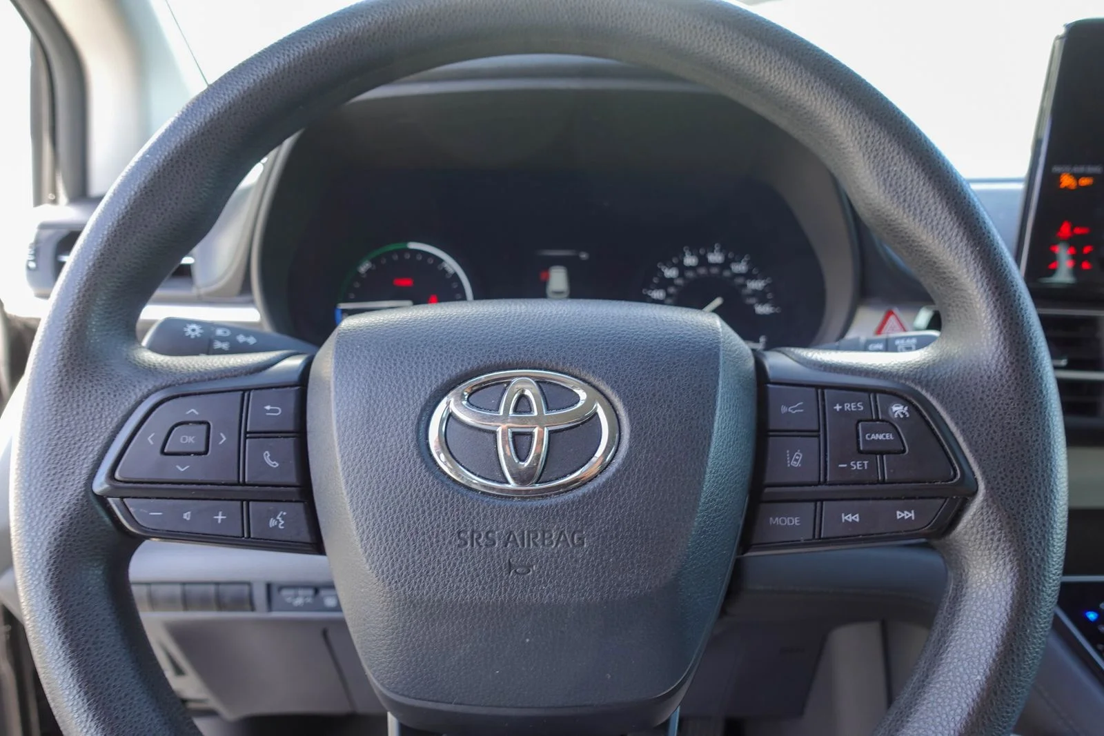 Used 2024 Predawn Gray Mica Toyota LE image 16
