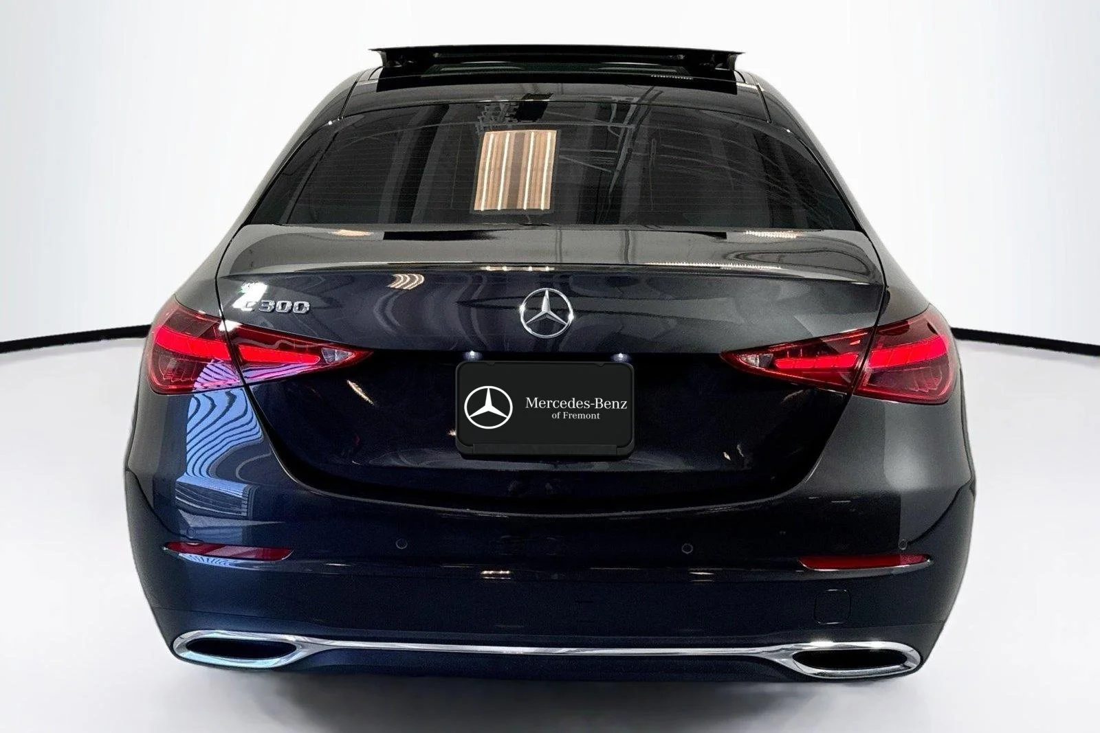 Used 2022 Graphite Grey Metallic Mercedes-Benz C 300 image 6