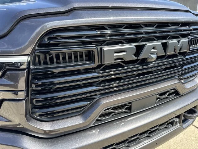 New 2027 Granite Crystal Metallic Clear-Coat Exterior Paint RAM Laramie image 5