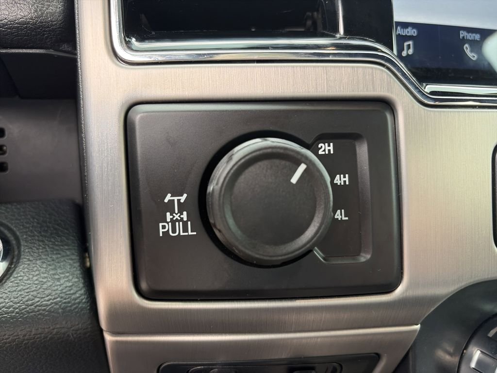 Used 2022 Gray Ford Platinum image 27