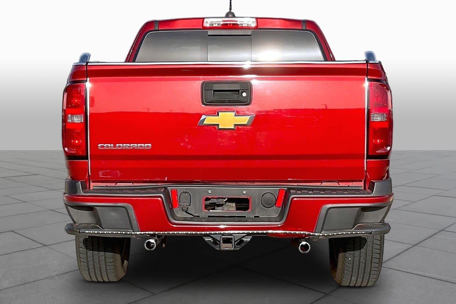 Used 2016 Red Rock Metallic Chevrolet 4WD Z71 image 4