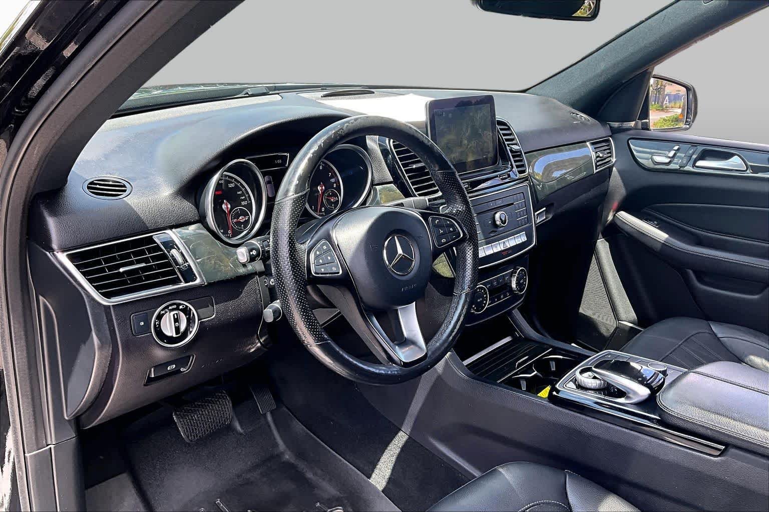 Used 2017 Black Mercedes-Benz GLE 350 image 18