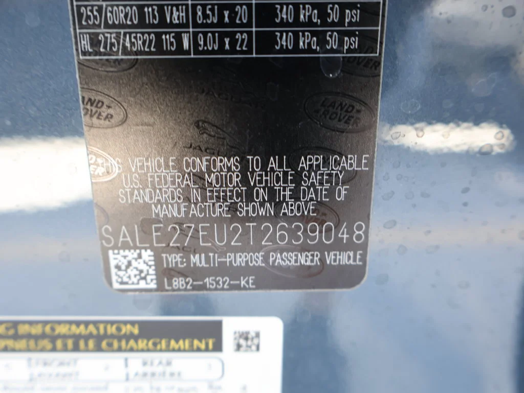 Certified Used 2026 Tasman Blue Metallic Land Rover X-Dynamic SE image 39
