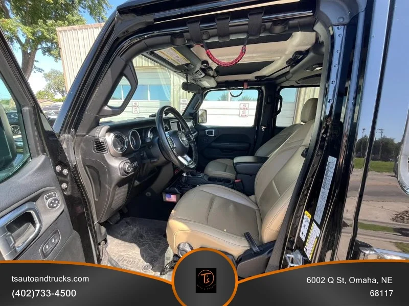 Used 2018 Black Jeep All New Rubicon Sport Utility 4D image 13