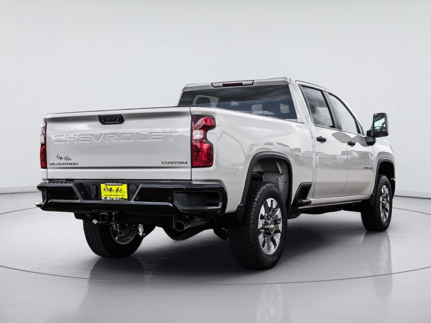 New 2026 White Sands Chevrolet Custom image 7