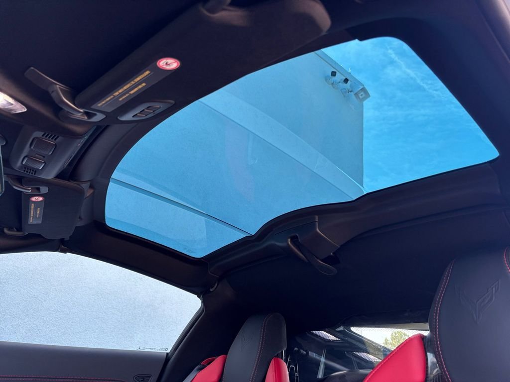 Used 2023 White Chevrolet Stingray image 21