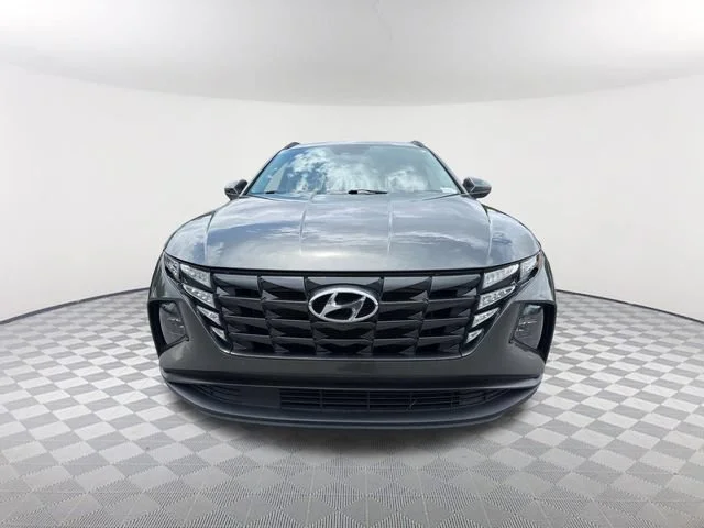 Used 2022 Gray Hyundai SEL image 2
