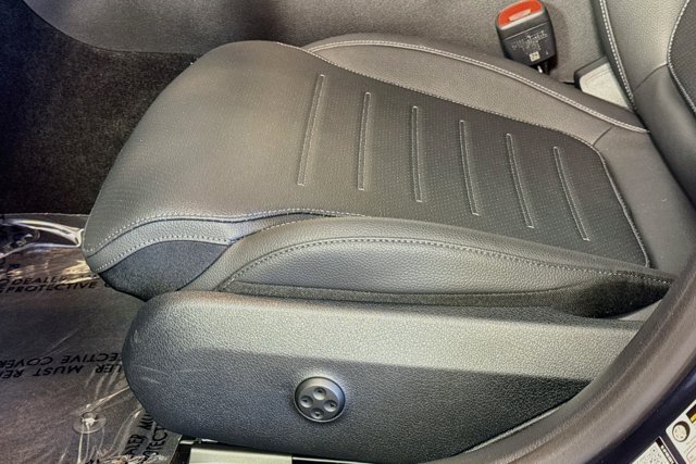 New 2026 Twilight Blue Metallic Mercedes-Benz C 300 image 47