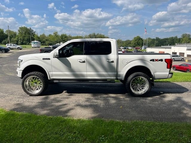 Used 2020 Oxford White Ford Lariat image 8