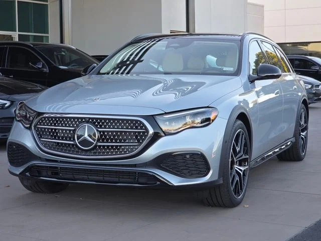 2026 Mercedes-Benz E-Class E450 4MATIC All-Terrain's photo