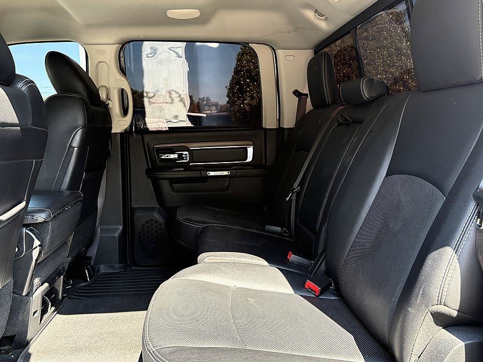 Used 2017 Bright Silver Metallic Clearcoat Ram Laramie image 9