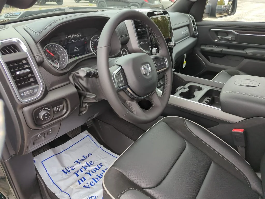 New 2026 Serrano-Green Metallic Exterior Paint RAM Laramie image 8