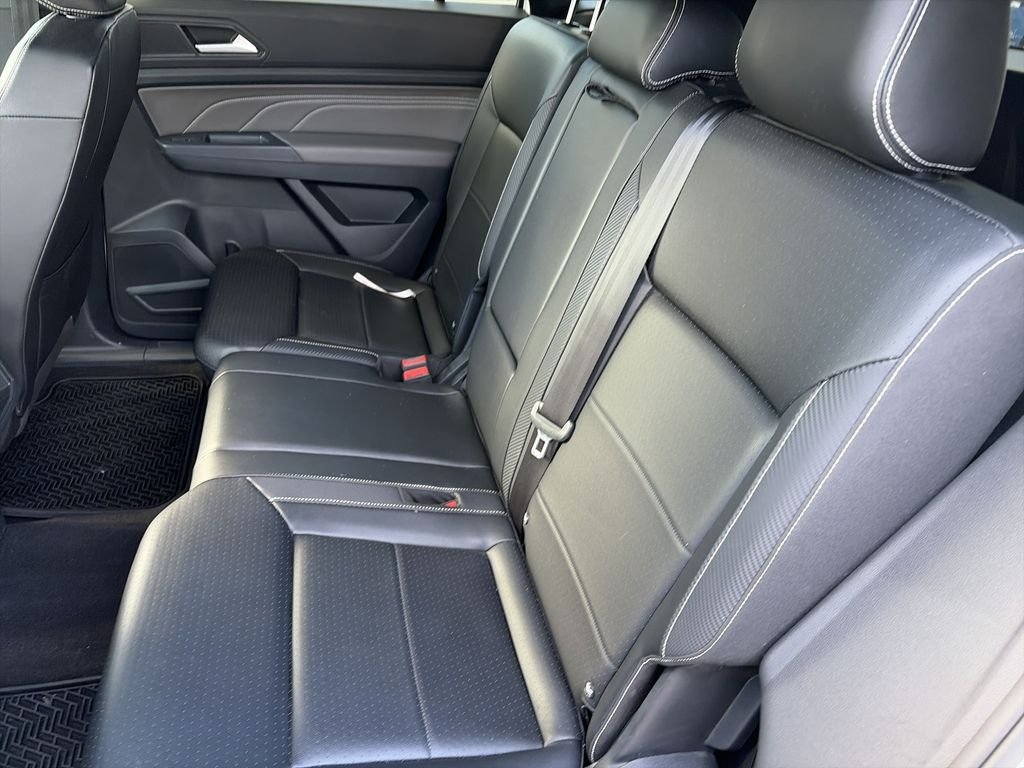 Used 2021  Volkswagen 3.6L V6 SEL image 29