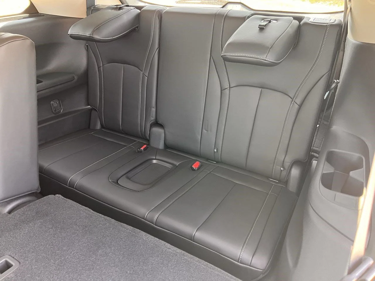New 2027 RADIANT WHITE INFINITI Luxe FWD image 29