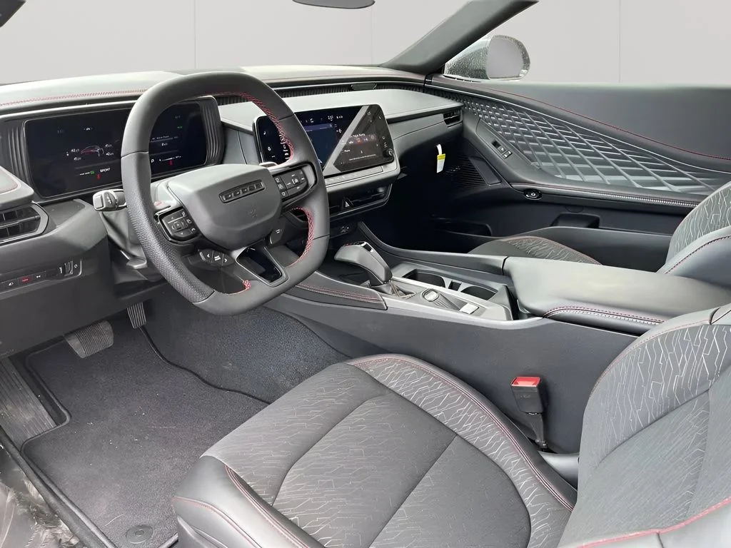 New 2025 Diamond Black Crystal Pearlcoat Dodge R/T image 22