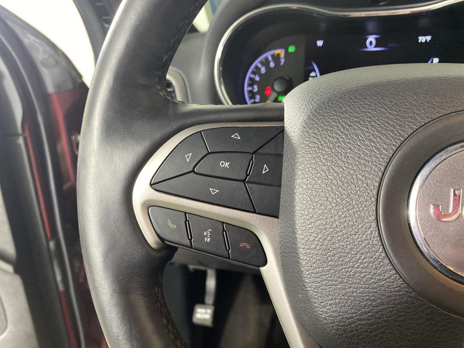 Used 2019 Velvet Red Pearlcoat Jeep Limited image 16