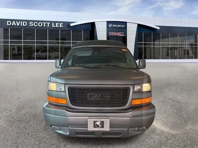 Used 2025 Special Exterior Color GMC Work Van image 6