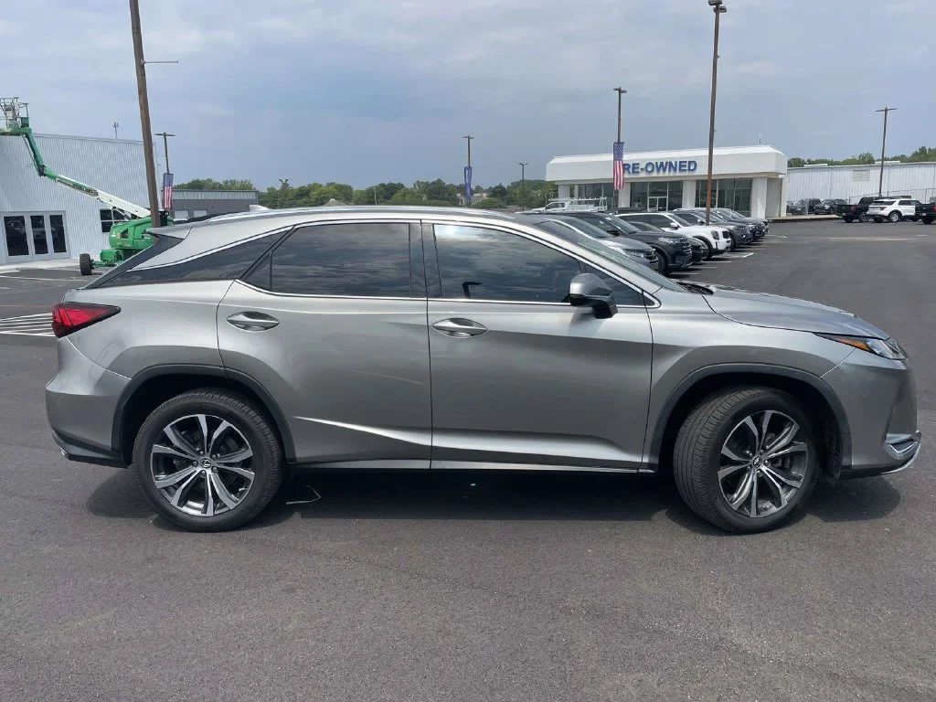 Used 2021 Silver Lexus 350 image 2