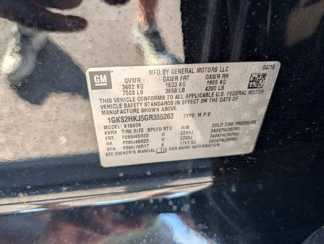 Used 2016 ONYX BLACK GMC Denali image 33