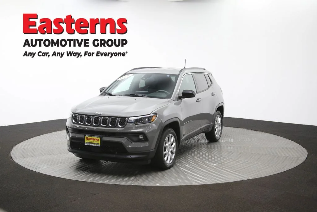 Used 2023 Gray Jeep Latitude Lux image 53