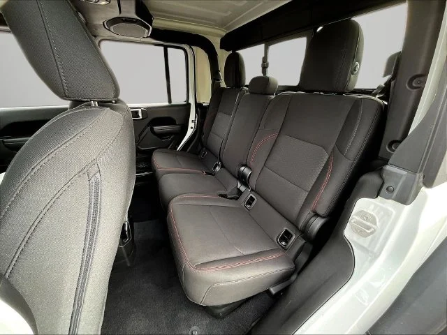 Used 2023 White Jeep Rubicon image 28
