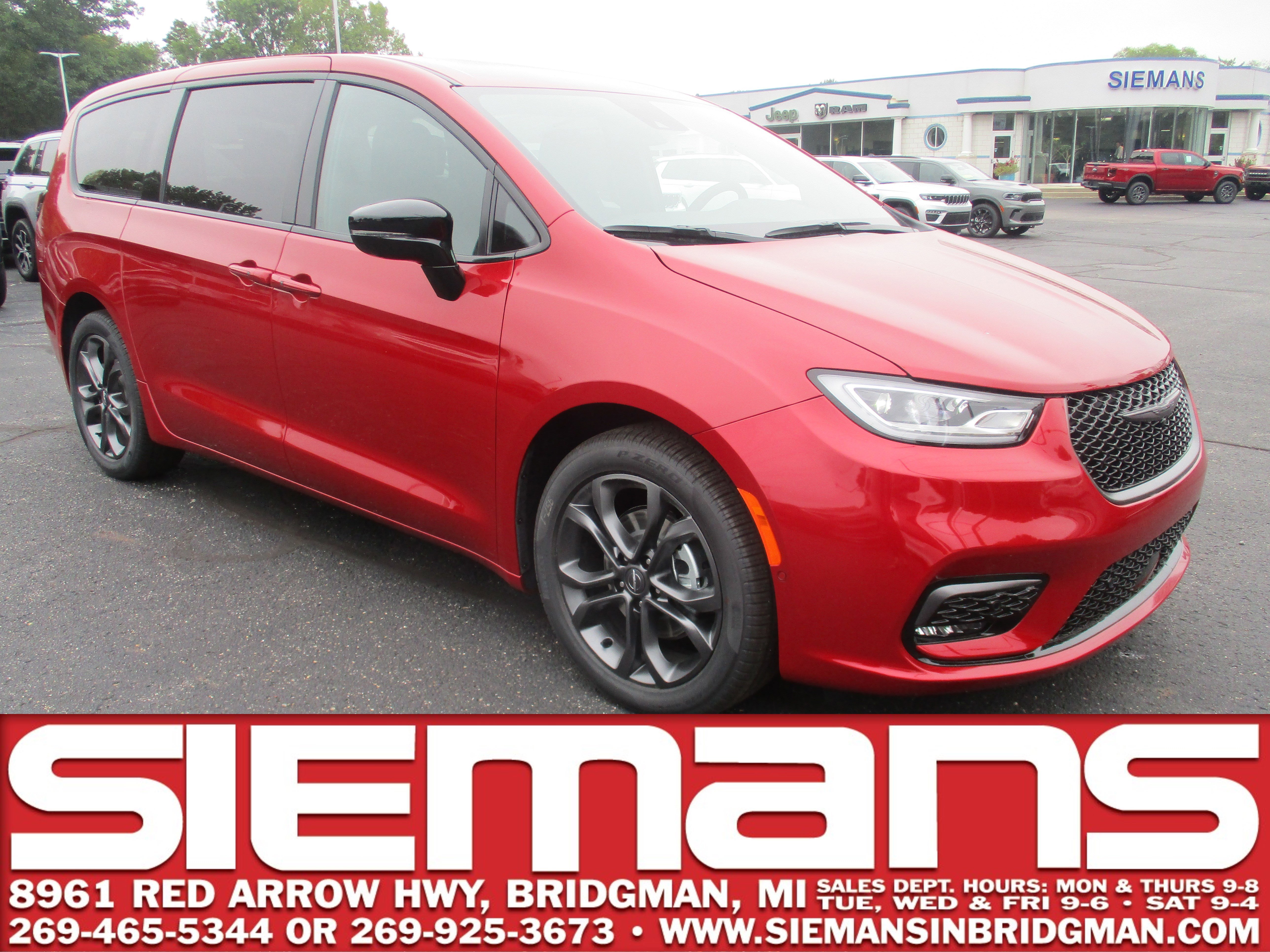 2026 Chrysler Pacifica Select