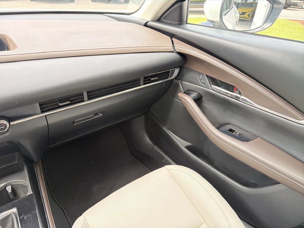 2022 Mazda CX-30 Premium - Photo 21