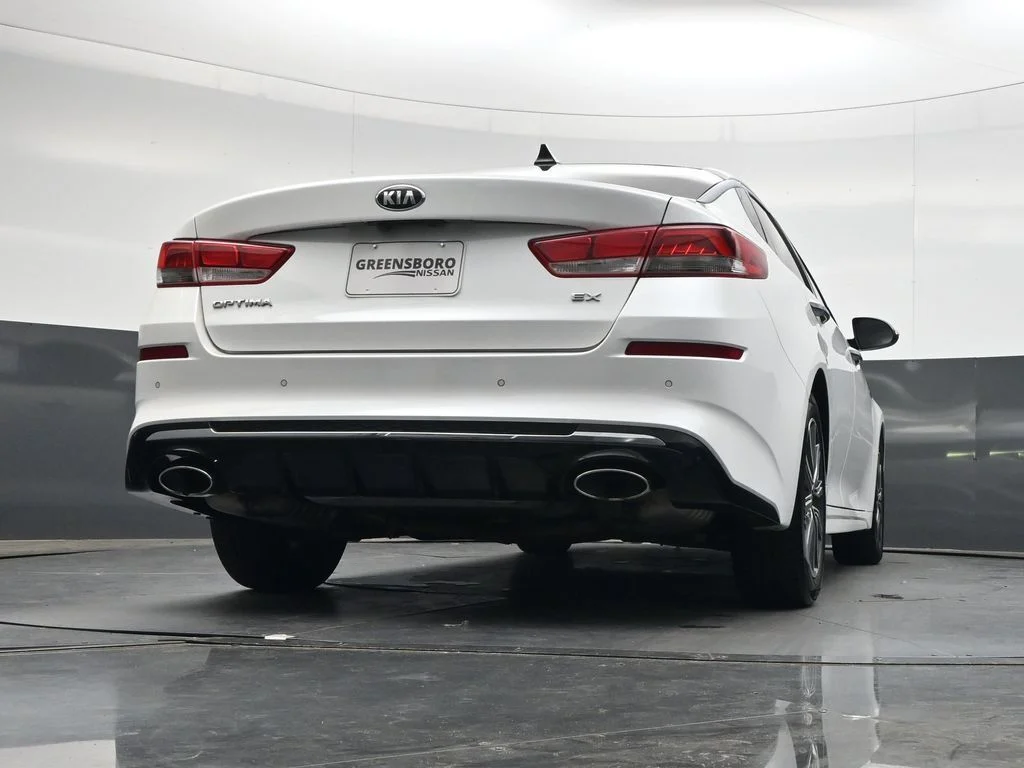 Used 2019 White Kia EX image 44