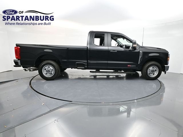 Used 2026 Black Ford XL image 8