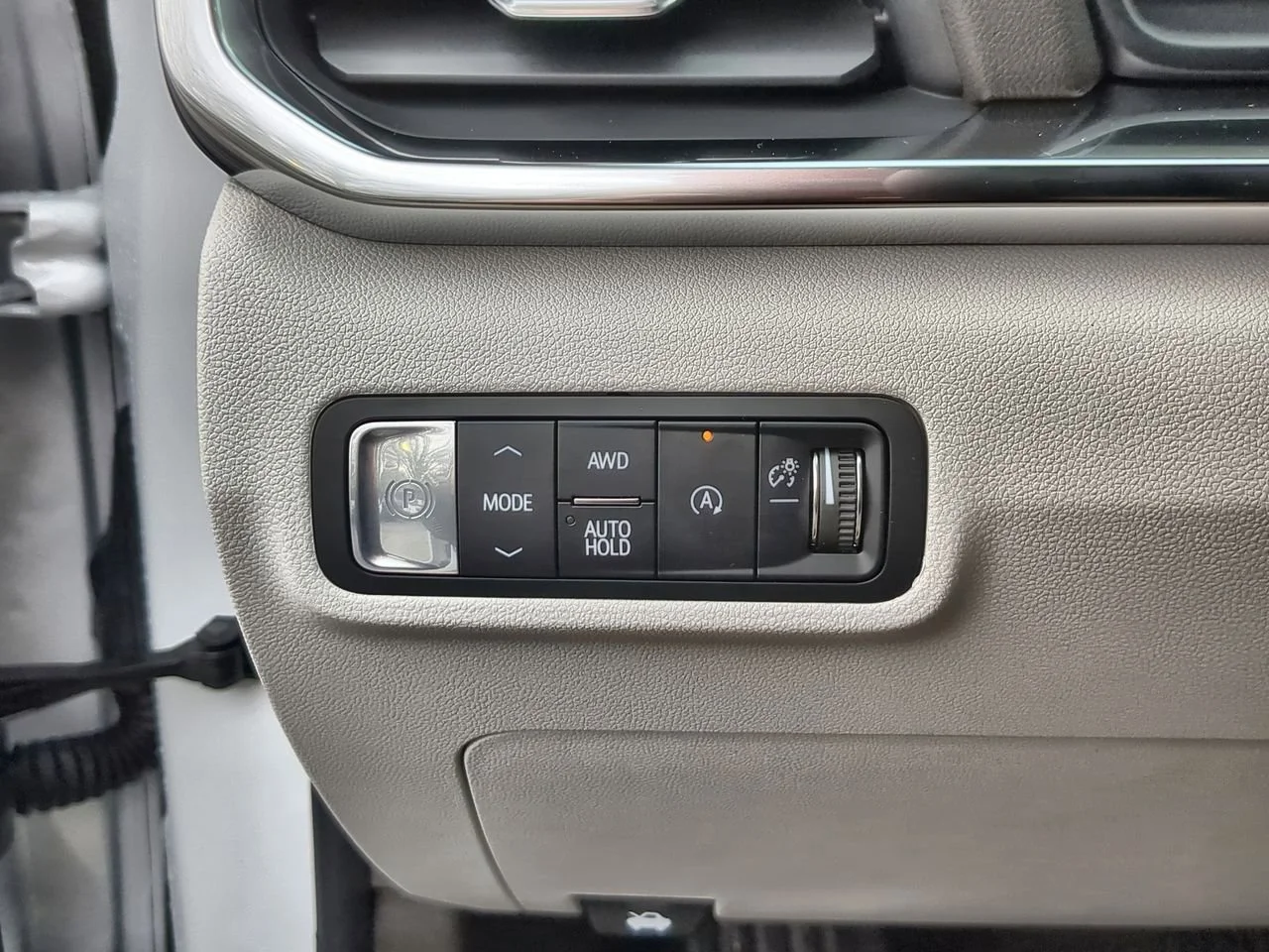 New 2026 Summit White GMC Denali image 18