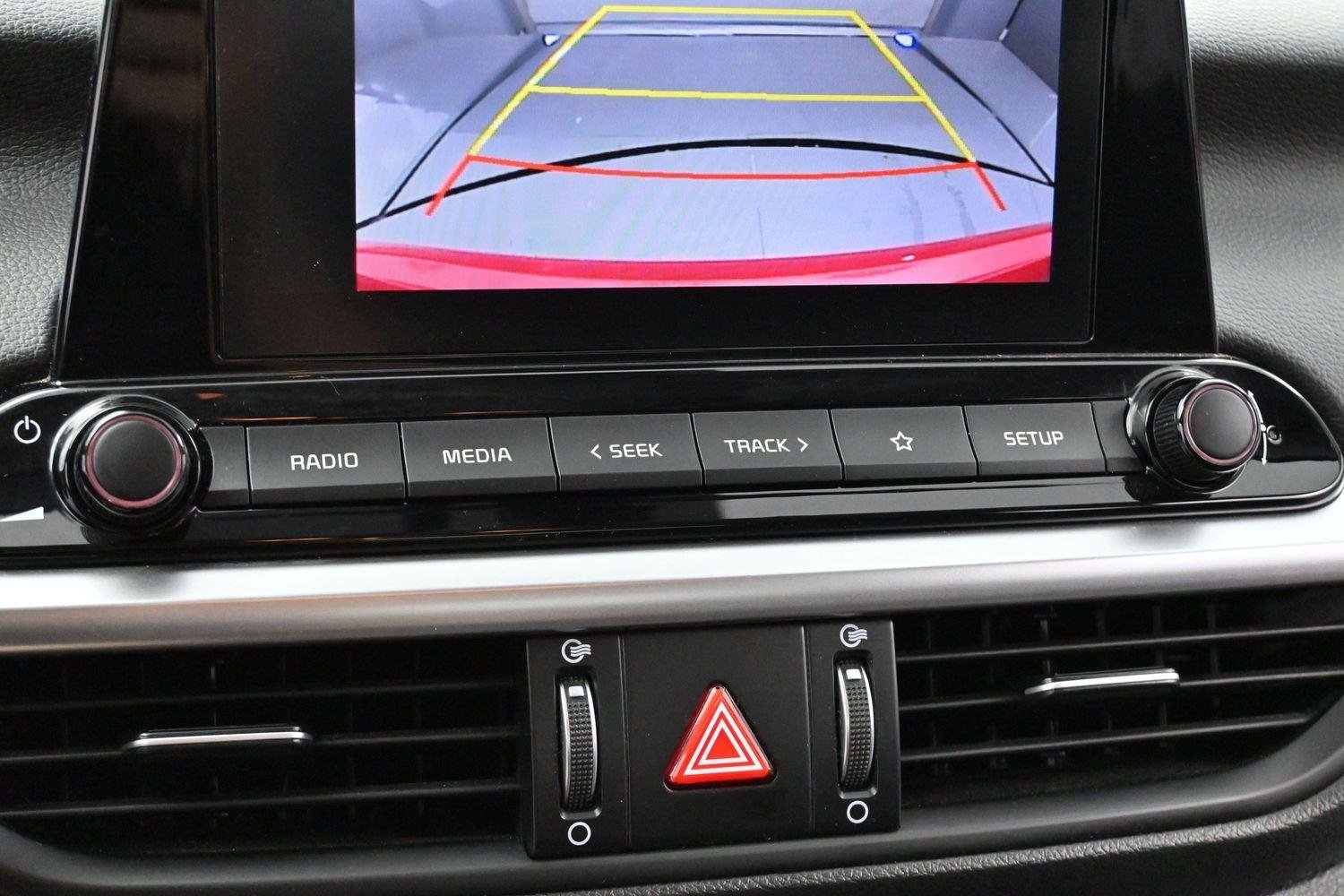 Used 2022 Currant Red Kia LXS image 20