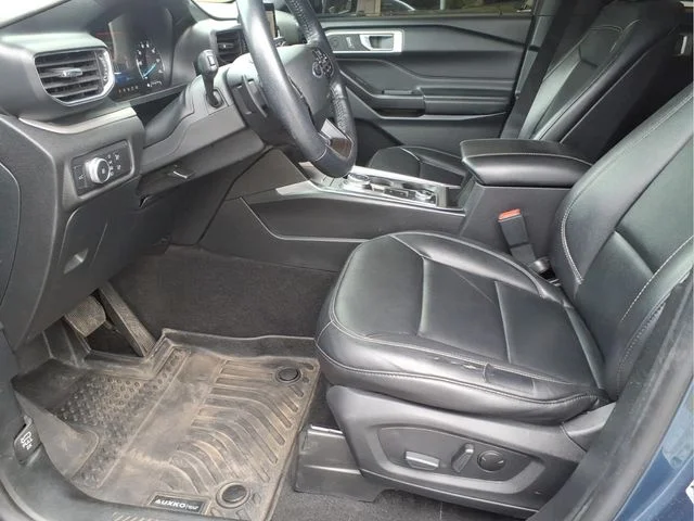 Used 2020 Blue Ford XLT image 20
