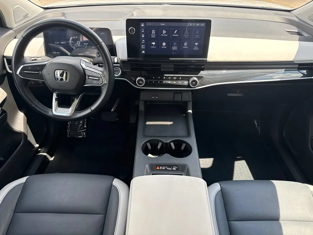 Used 2025 White Honda 1SE image 15