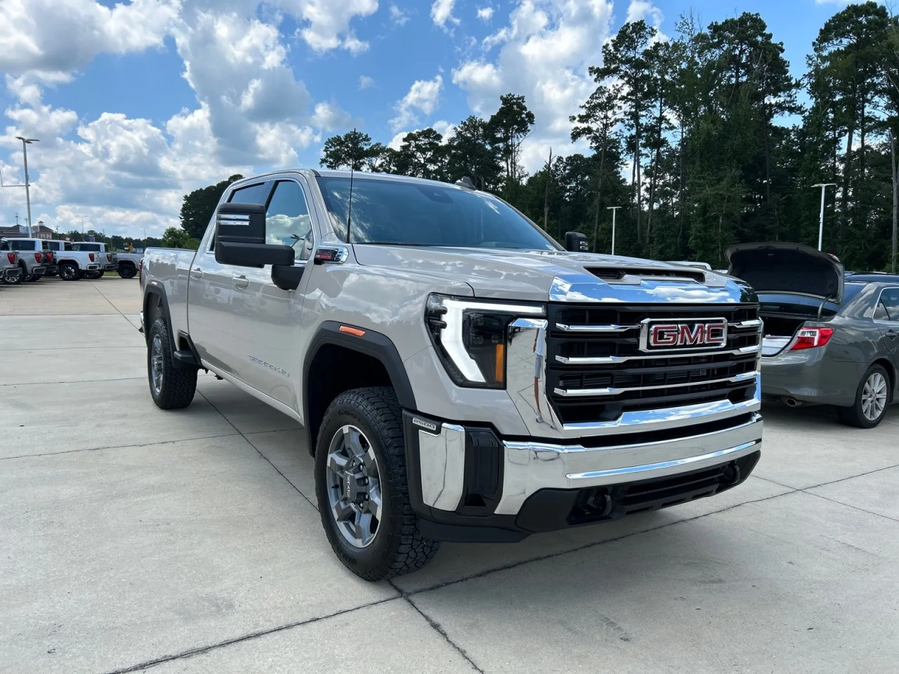 New 2026 Coastal Dune GMC SLE image 2