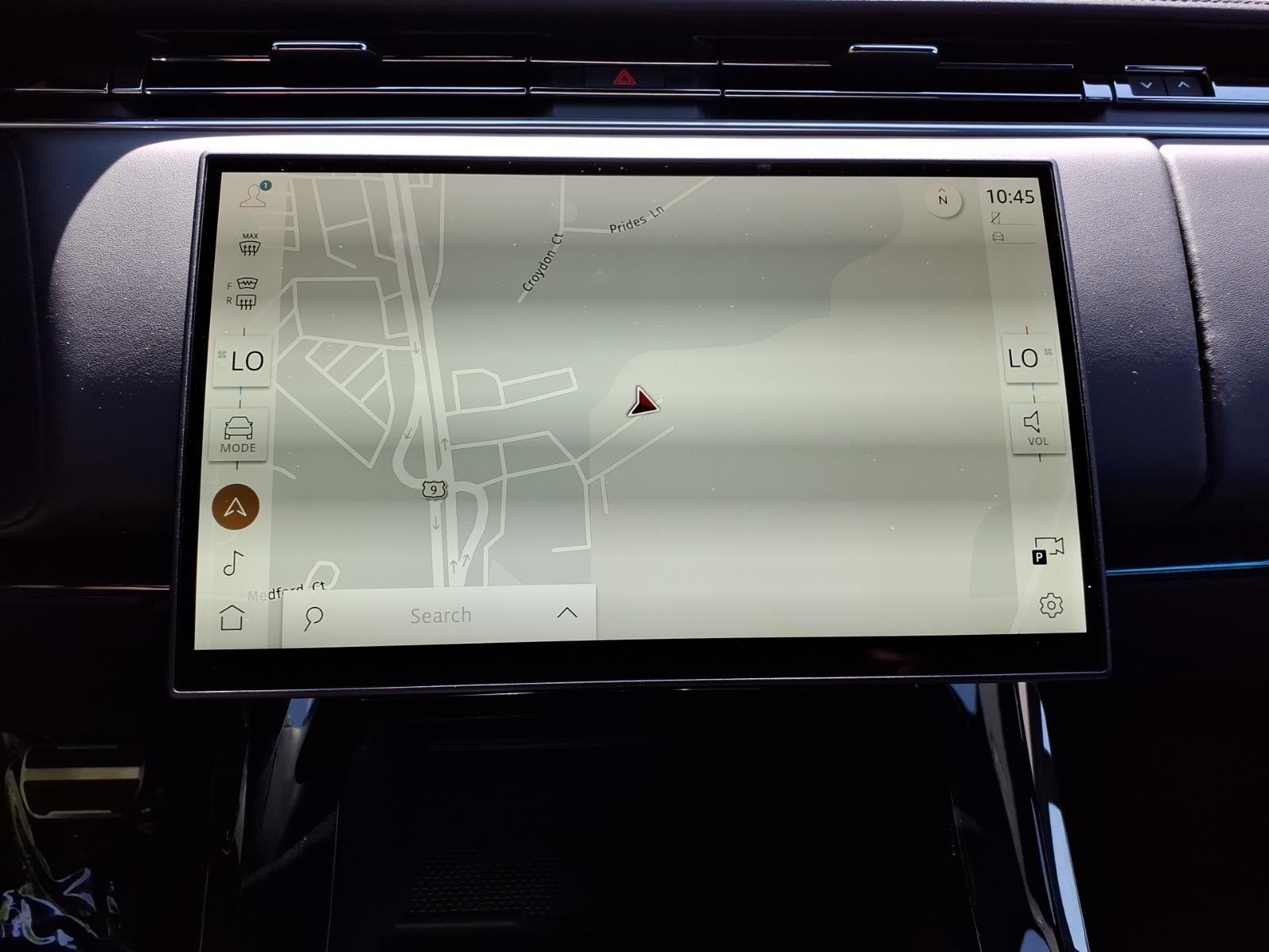 New 2026 Fuji White LAND ROVER Dynamic SE image 12