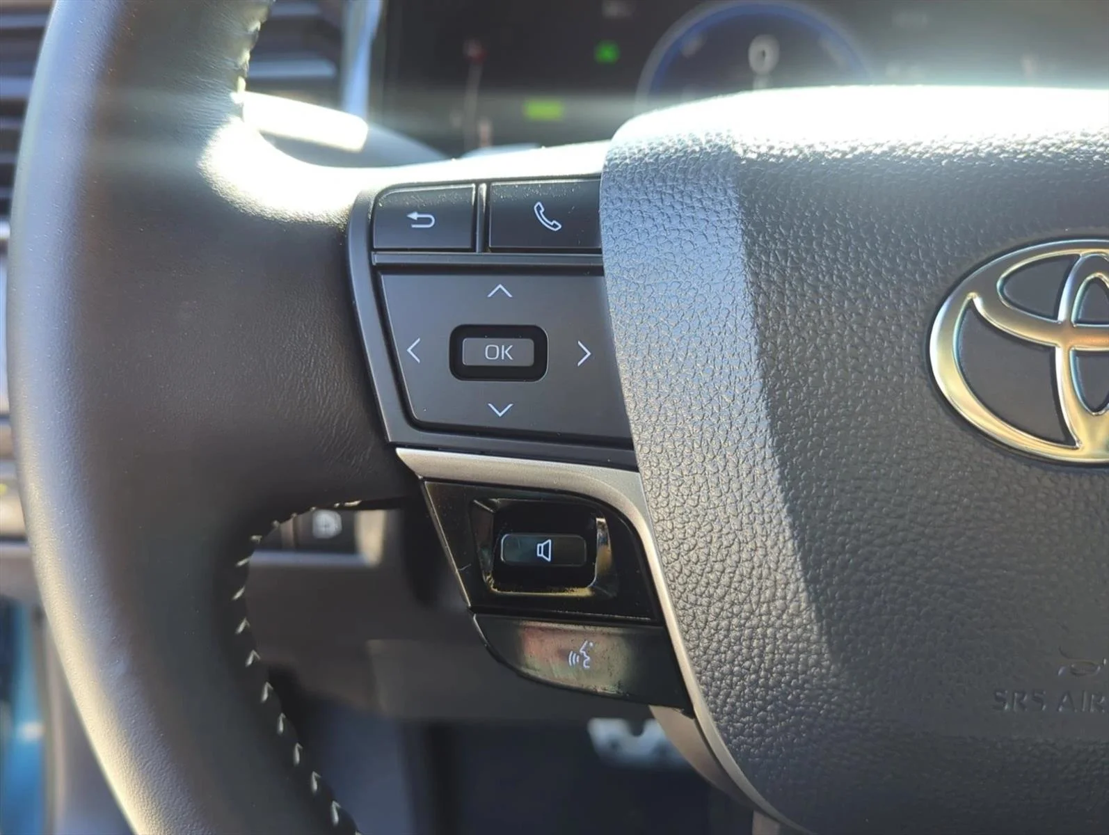 Used 2026 Ocean Gem Toyota SE image 16