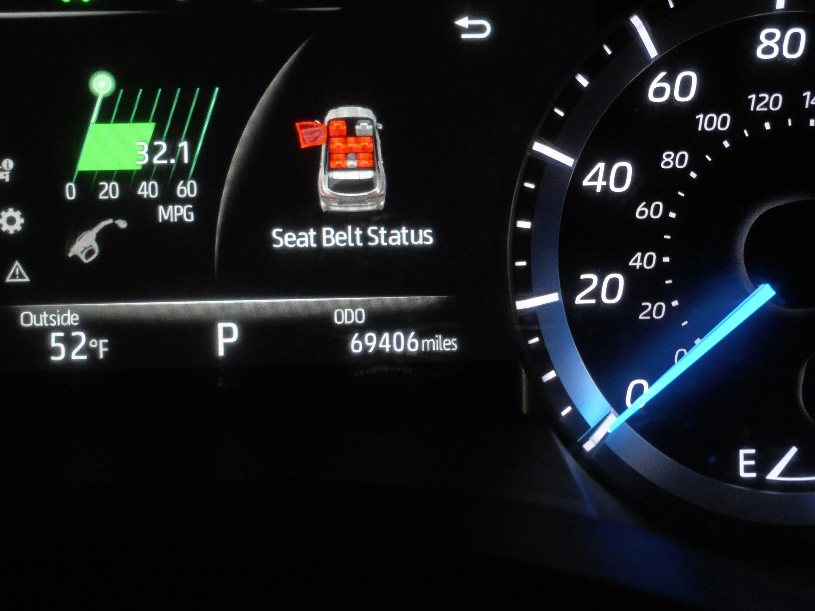 2023 Toyota Highlander LE - Photo 22