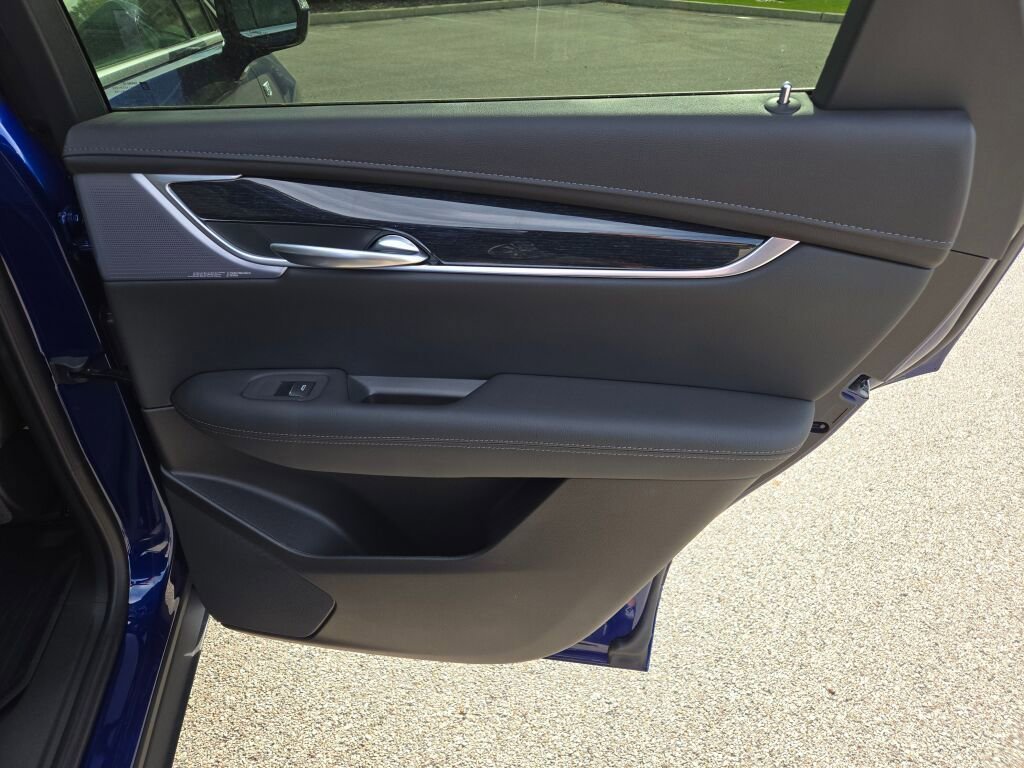 New 2025 Opulent Blue Metallic Cadillac Premium Luxury image 8