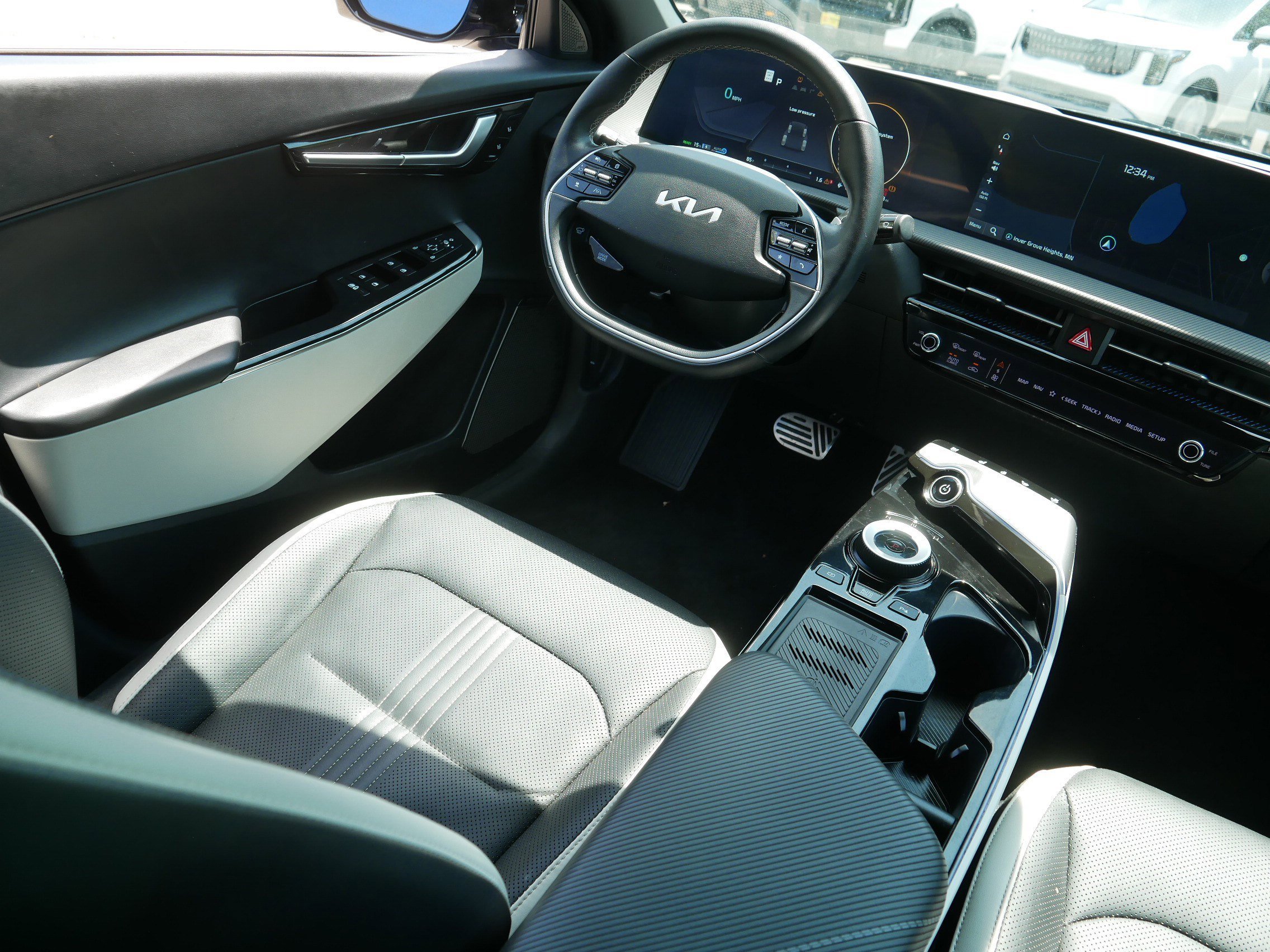 Certified Used 2023 Yacht Blue Kia GT-Line image 9