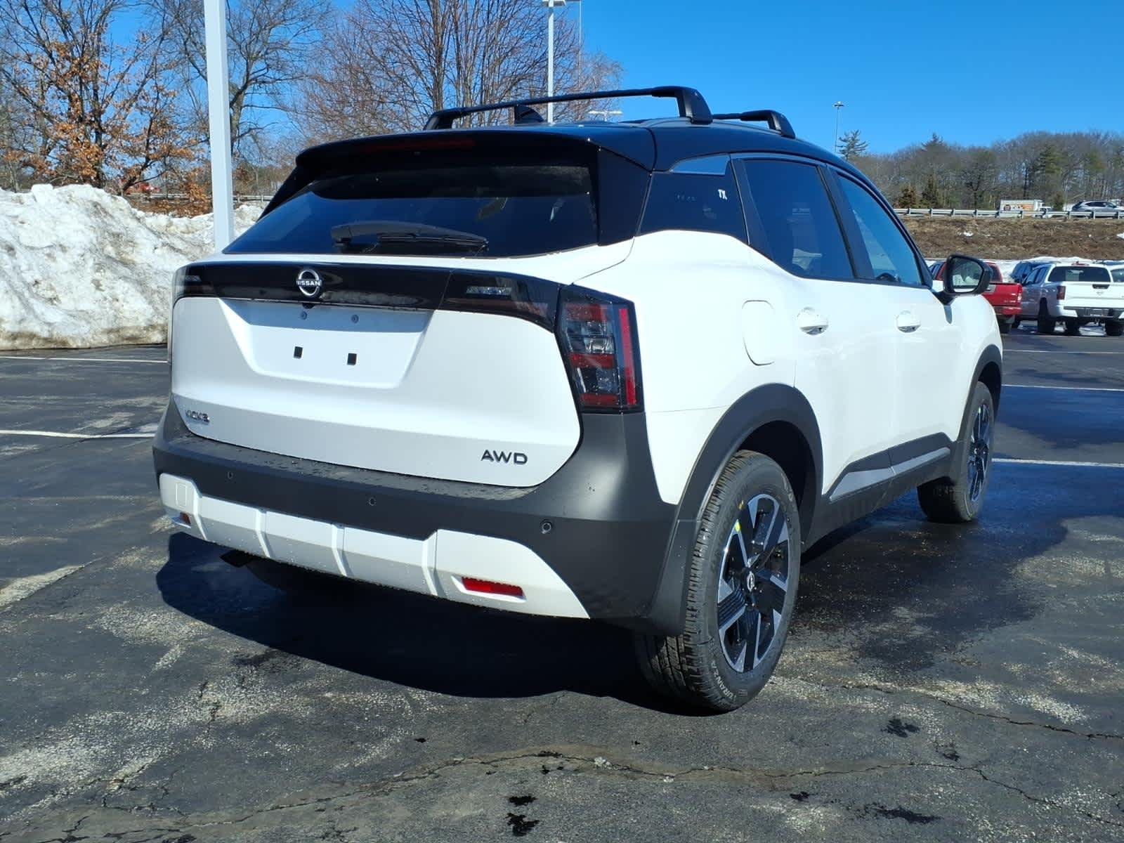 New 2026 Aspen White Tricoat/Super Black Nissan SV image 3