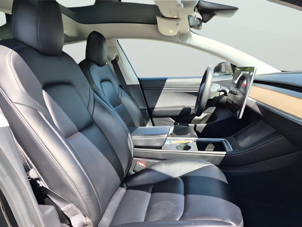 Used 2021 Black Tesla Long Range image 32