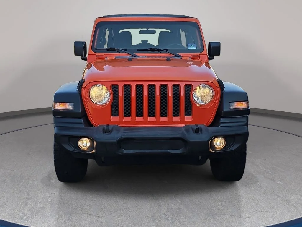 Certified Used 2019 Metallic Jeep Unlimited Sport image 2