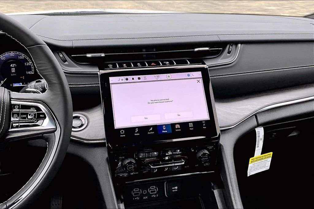 New 2025 Jeep Grand Cherokee L Overland 4D Sport Utility