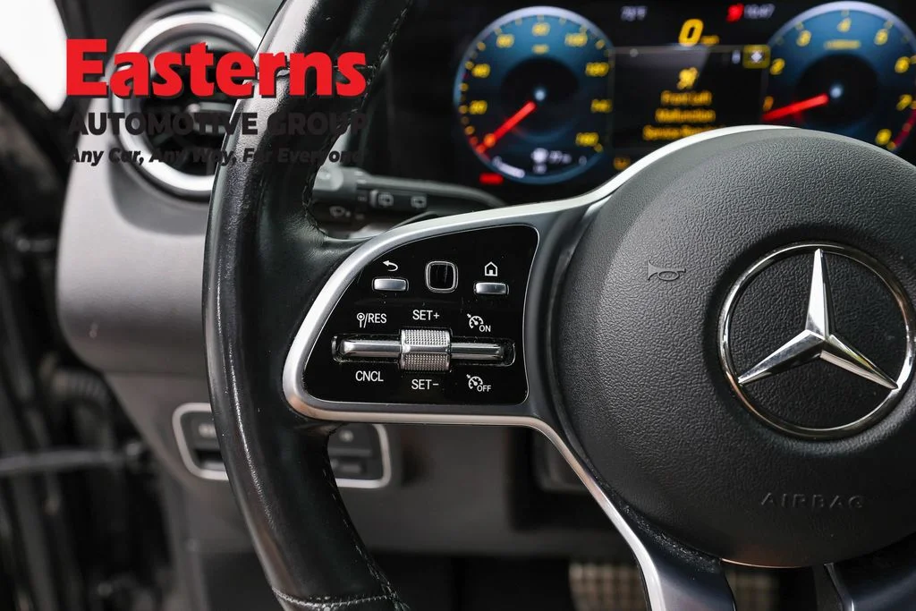 Used 2022 Black Mercedes-Benz GLB 250 image 15