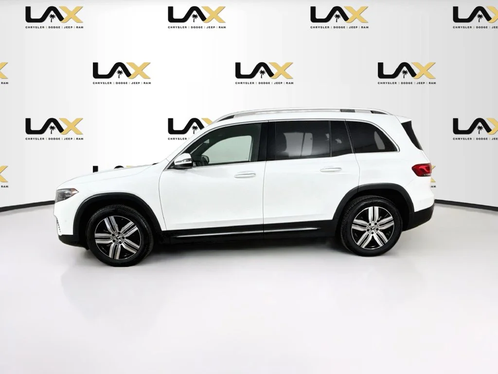Used 2023 White Mercedes-Benz 300 image 4
