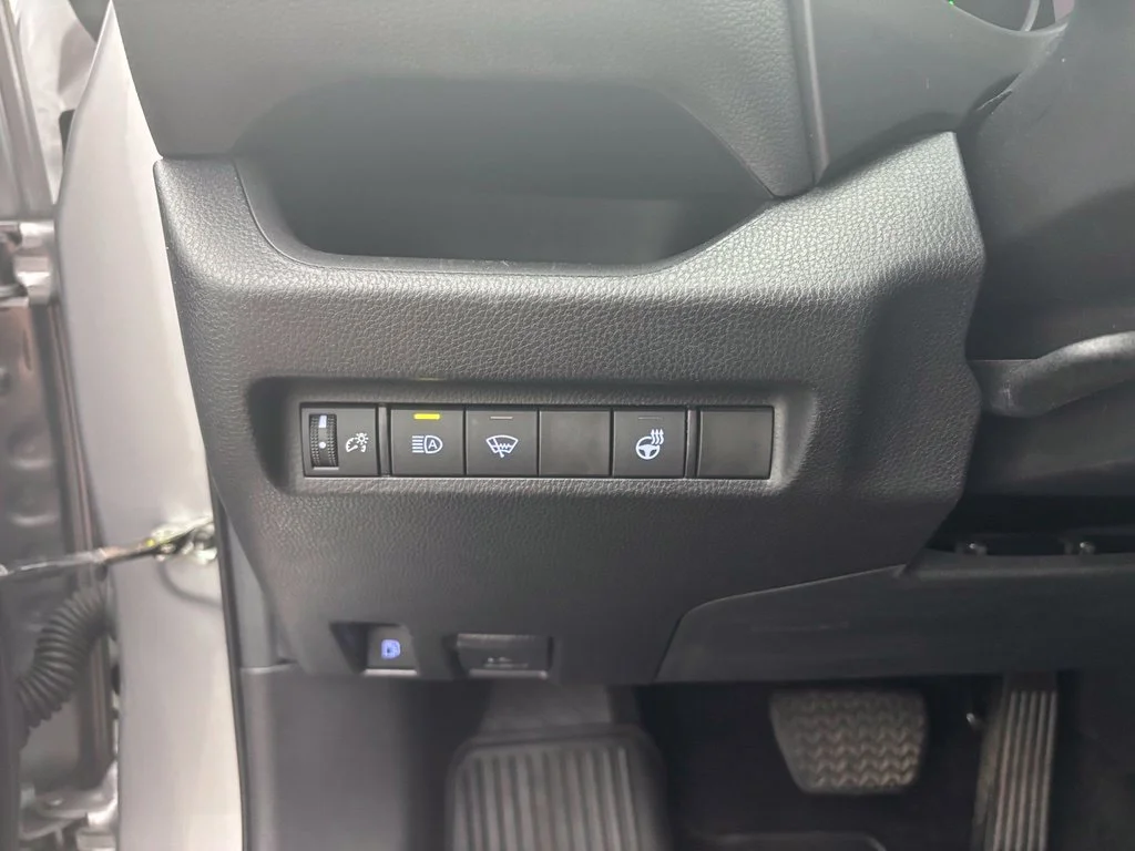 Used 2022 Silver Toyota SE image 28