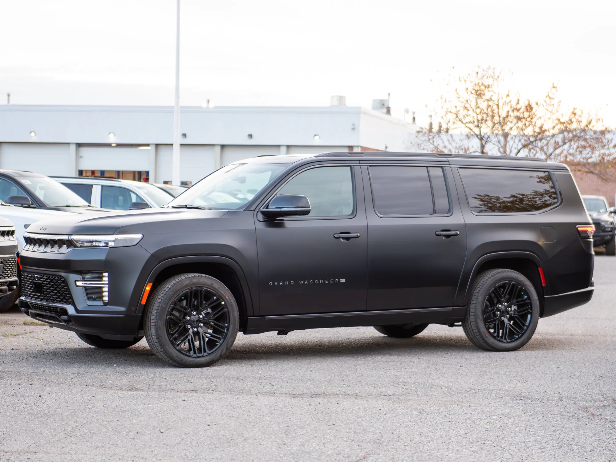 Used 2026 Black Jeep Limited Reserve* 4x4,STEALTH WRAP MATTE BLACK Nappa Leather, McIntosh Audio, Head-Up Display image 3
