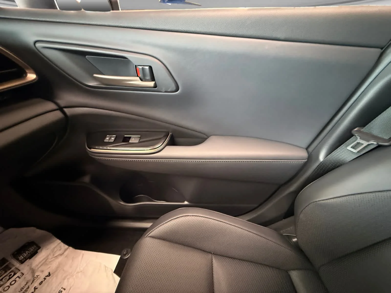 2026 Toyota Crown Signia XLE - Photo 20