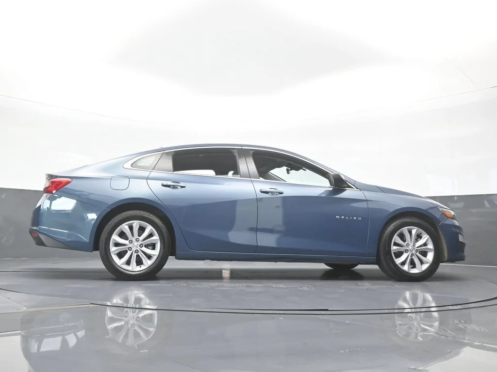 Used 2024 Lakeshore Blue Metallic Chevrolet LT image 54